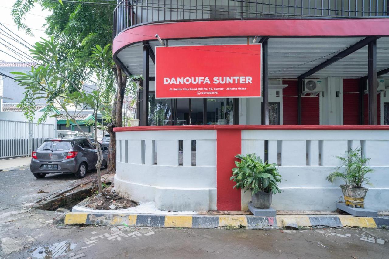 Reddoorz Plus Near Itc Cempaka Mas 2 Cakarta Dış mekan fotoğraf