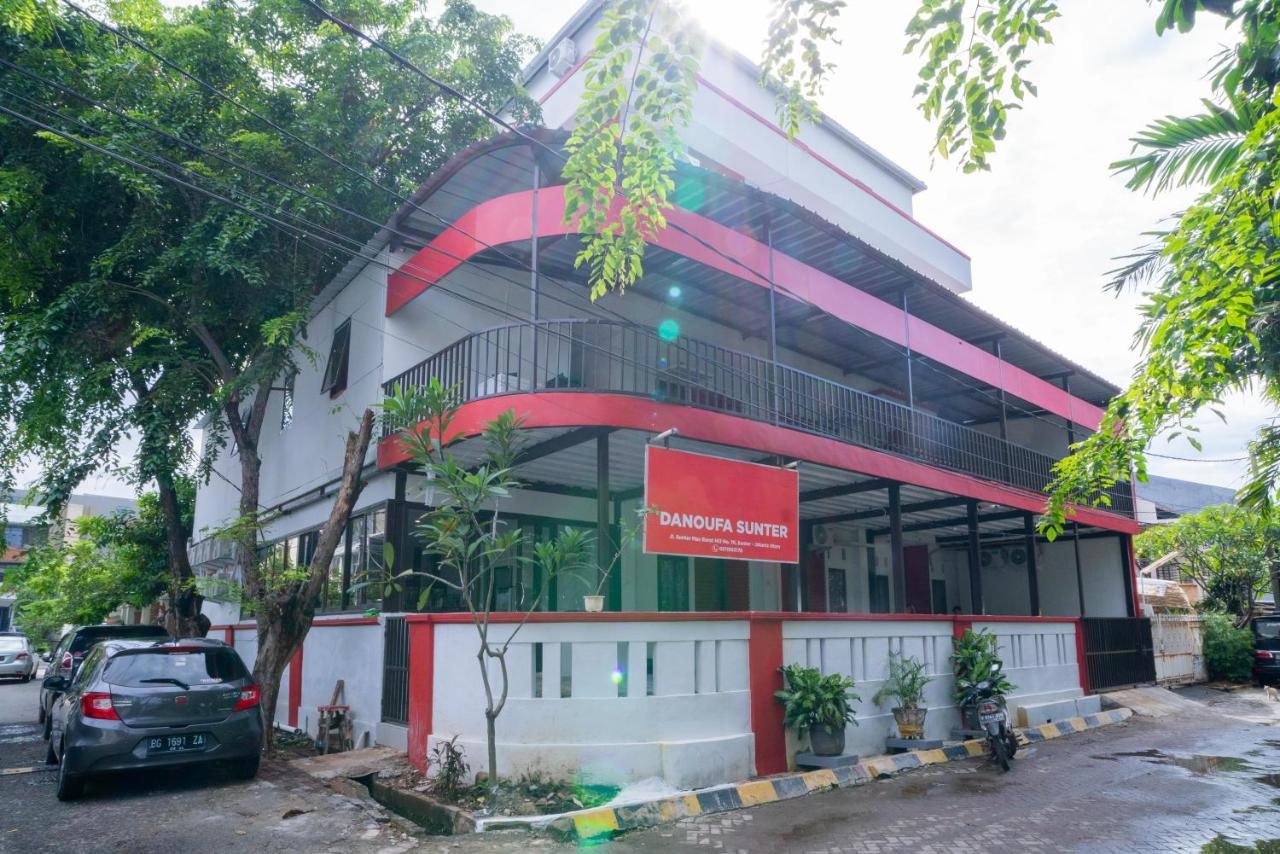 Reddoorz Plus Near Itc Cempaka Mas 2 Cakarta Dış mekan fotoğraf
