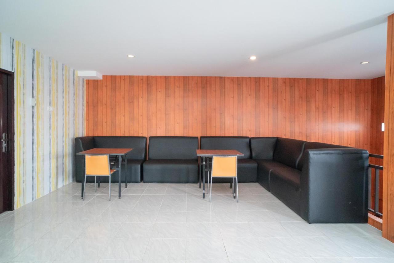 Reddoorz Plus Near Itc Cempaka Mas 2 Cakarta Dış mekan fotoğraf