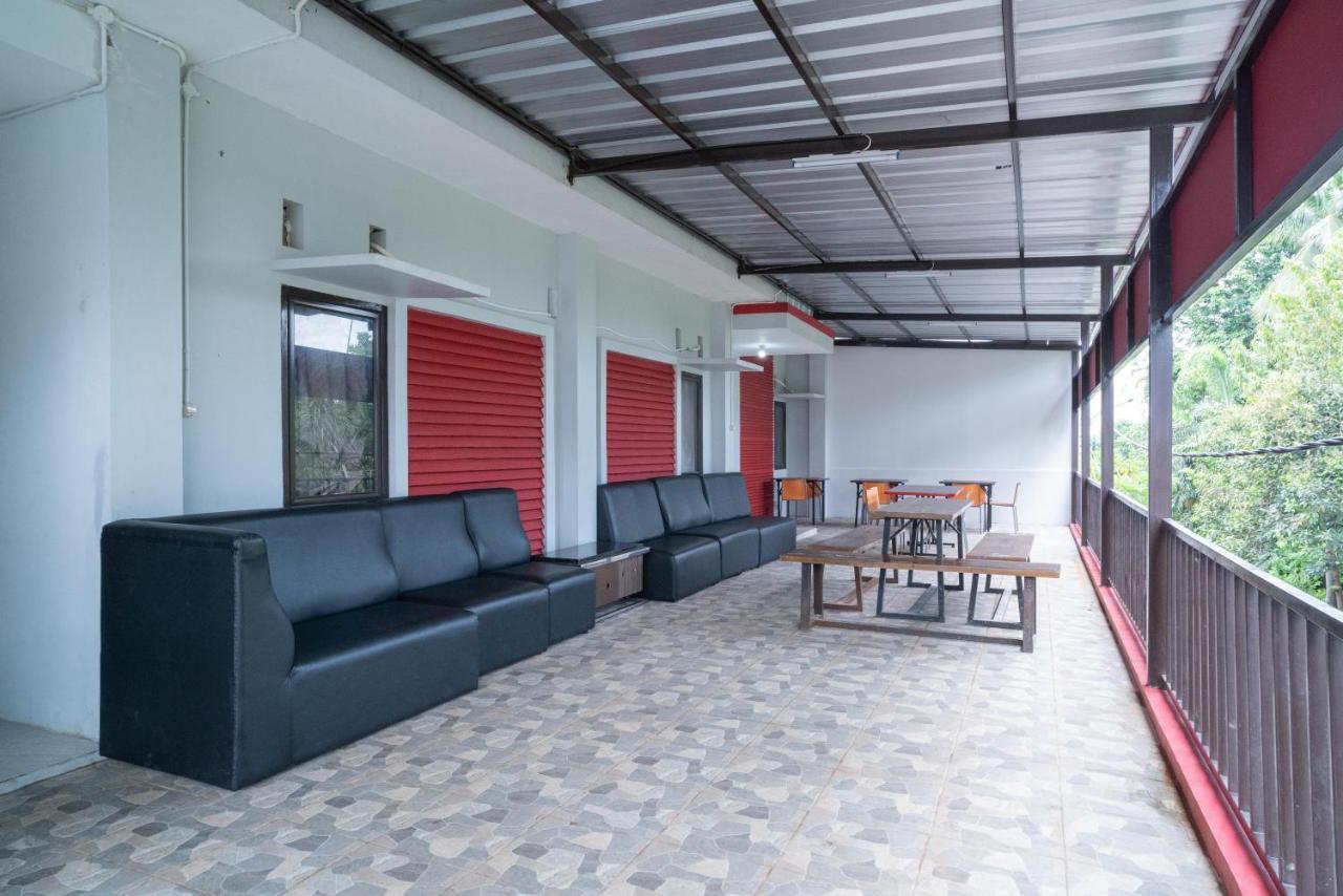 Reddoorz Plus Near Itc Cempaka Mas 2 Cakarta Dış mekan fotoğraf