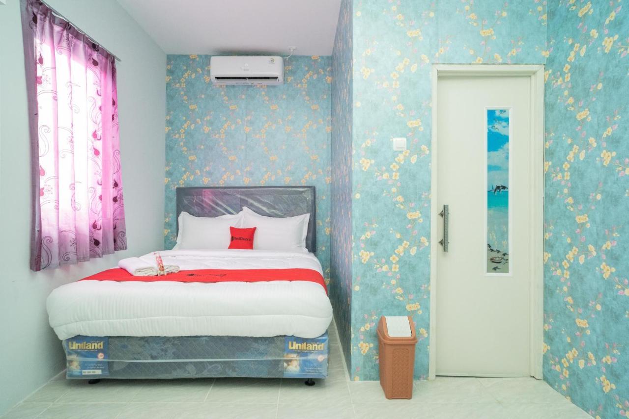 Reddoorz Plus Near Itc Cempaka Mas 2 Cakarta Dış mekan fotoğraf