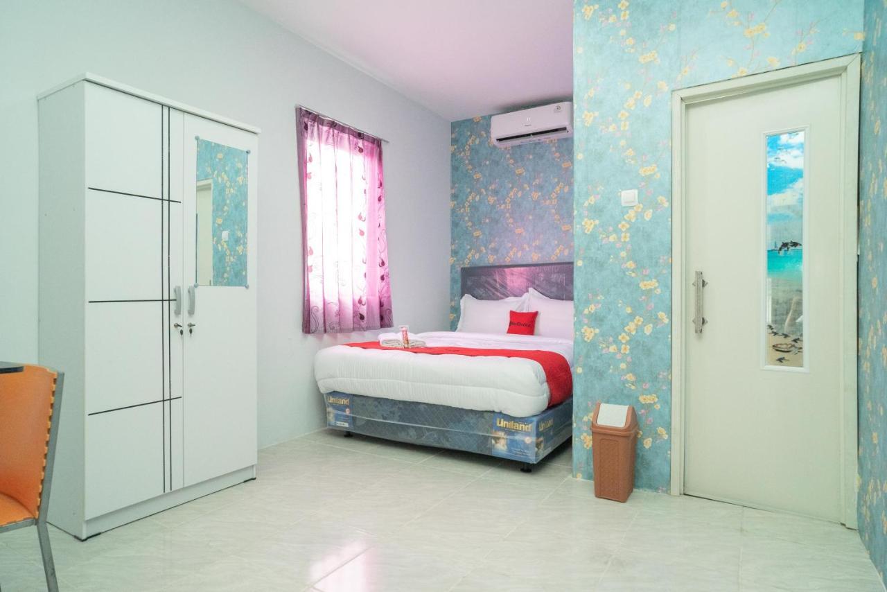 Reddoorz Plus Near Itc Cempaka Mas 2 Cakarta Dış mekan fotoğraf