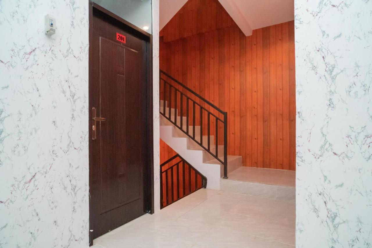 Reddoorz Plus Near Itc Cempaka Mas 2 Cakarta Dış mekan fotoğraf